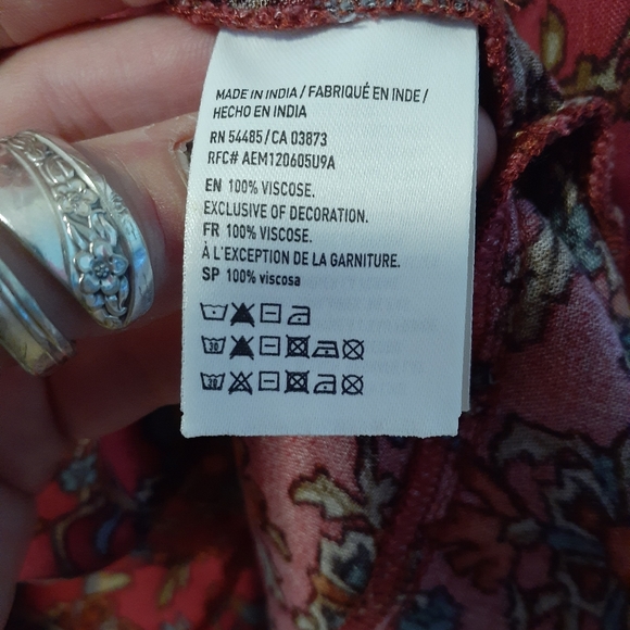 Blouse - Picture 4 of 10